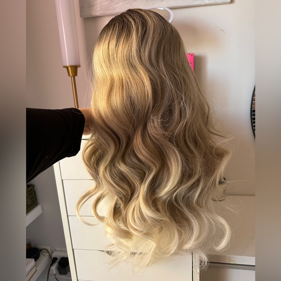 SALE!!$ Balayage synthetic wig - Picture 6 of 6